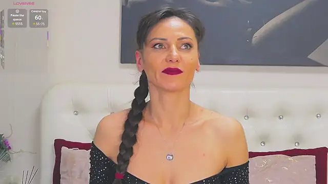 KathiaLust online show from November 17, 8:20 pm