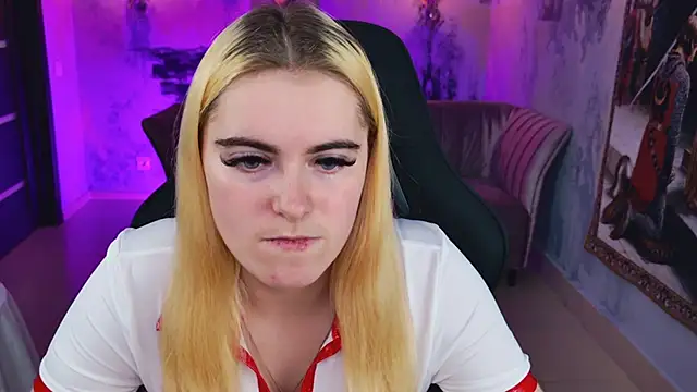 Stef Nicks online show from September 22, 10:14 am