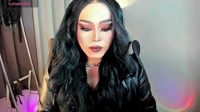 MagnaCumLoader17 online show from September 9, 10:20 pm