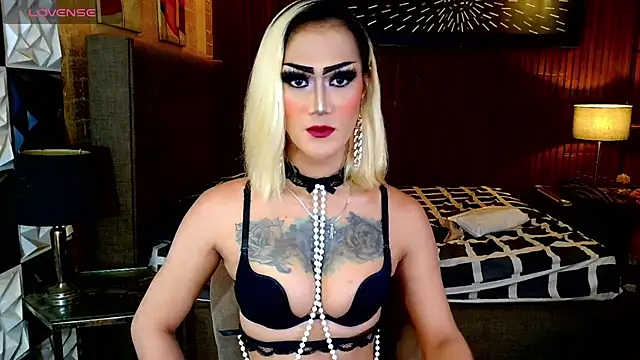 HorseCockDivine online show from July 12, 11:33 am