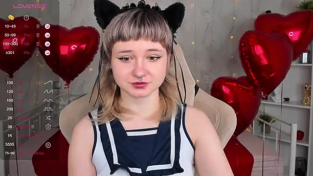 Tori Cutie online show from February 11, 12:03 am