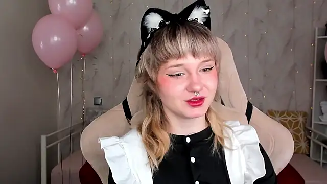 Tori Cutie online show from April 4, 12:20 am