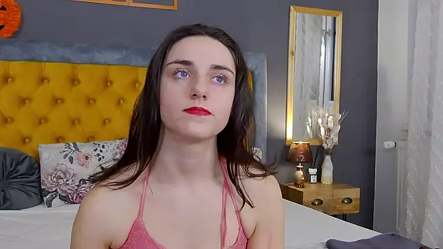 Jessica White  online show from November 4, 5:01 am