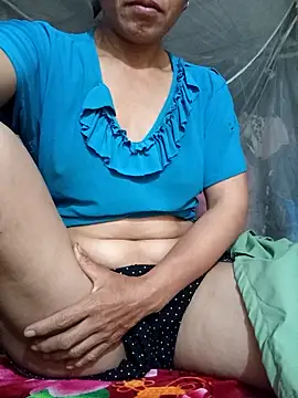 TinTin321 online show from November 16, 9:15 pm