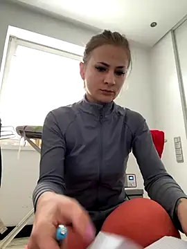 IsabellaEtha online show from October 8, 12:31 pm