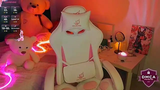 ApheliaDream  online show from October 8, 3:49 pm