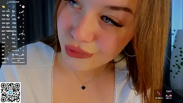 KristiGroune online show from October 8, 6:18 am