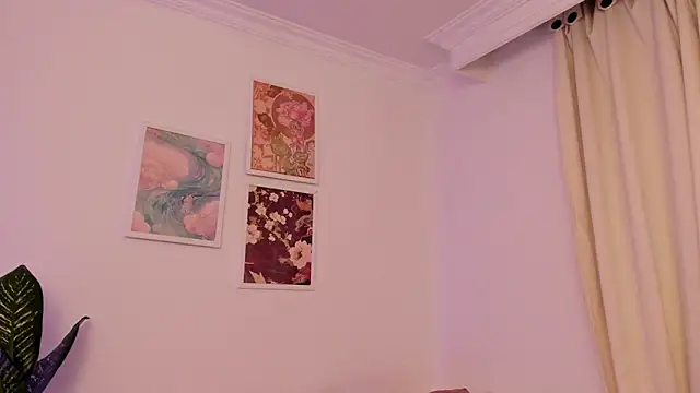 canelleGarces online show from April 6, 2:55 am