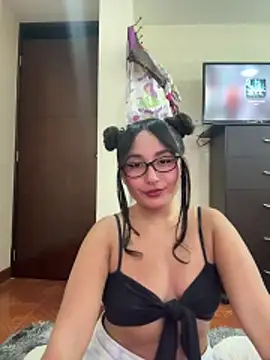 saranghae  online show from November 28, 8:45 pm