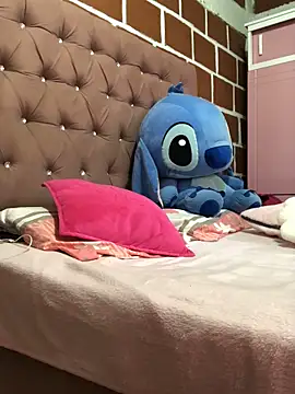 Rachellcooperrr online show from March 22, 5:52 pm