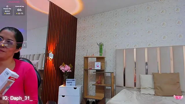 BLUE TAY1 online show from September 11, 1:55 pm