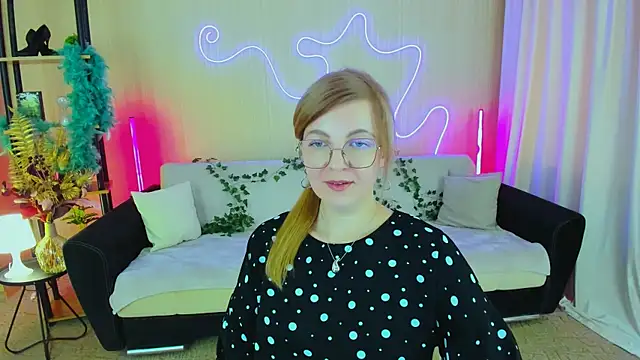 YourUniverser online show from November 18, 11:22 am