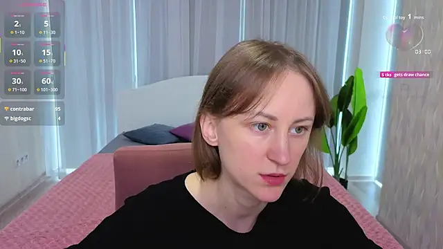 LuluChiiii online show from October 13, 11:57 am