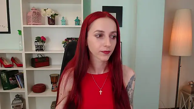 Julia Jae online show from September 9, 5:40 am