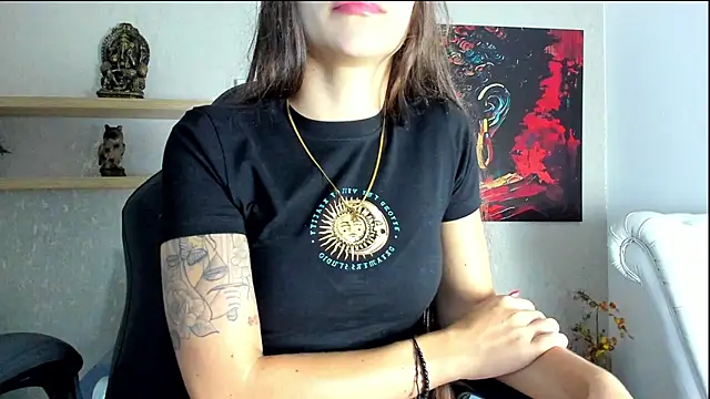 aitana baker  online show from March 3, 3:23 am