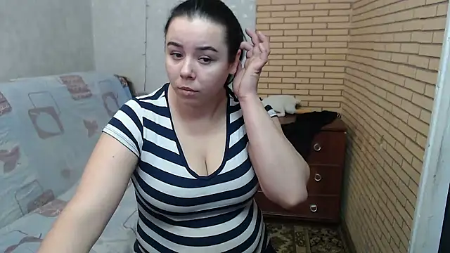 CutieMarine online show from January 13, 9:46 am