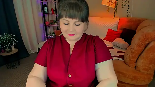 CrystaalStaar online show from June 24, 8:41 pm