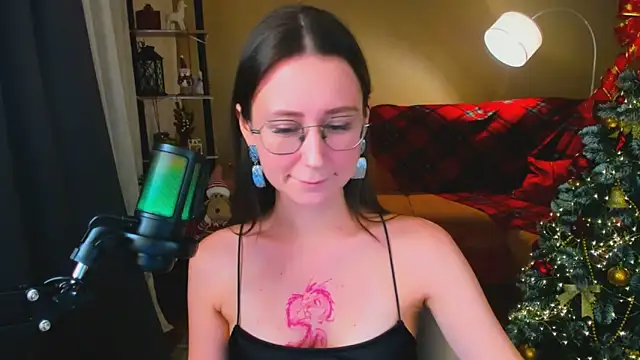 YourLovellyStory online show from December 14, 4:24 pm