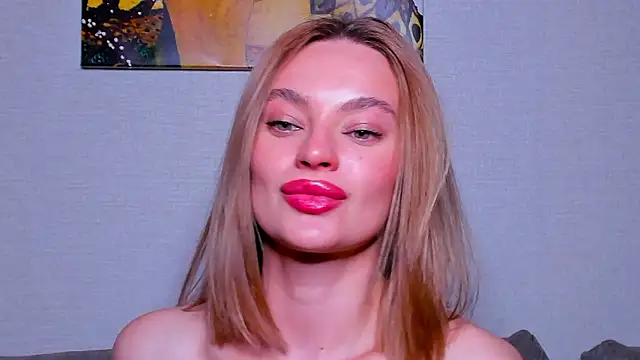 OliviaReece online show from March 21, 8:19 am