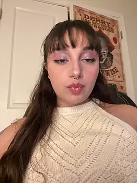 CharmingMaddie online show from October 10, 2:49 am