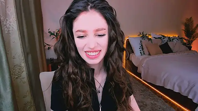 ChristinaConteeree online show from September 29, 7:30 pm