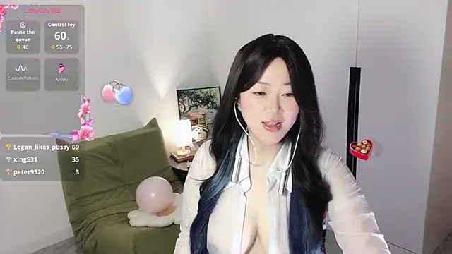 Emmaq996 online show from September 10, 3:28 am