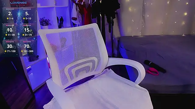 Emma Brewn online show from January 12, 12:32 pm