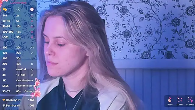 AngelAnty online show from April 13, 5:25 pm