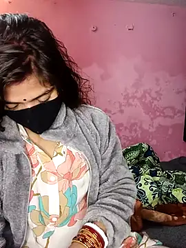 hiddennisha online show from January 8, 4:44 pm