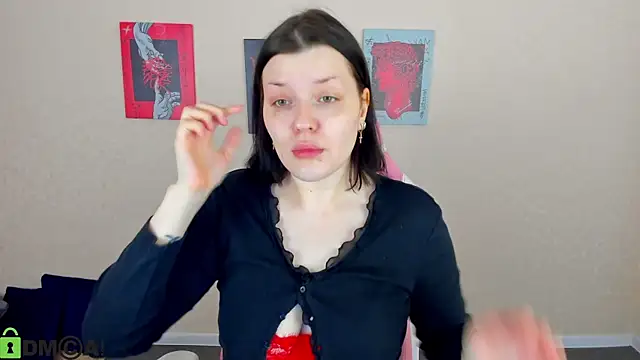 Michele Greenn online show from November 29, 5:06 pm