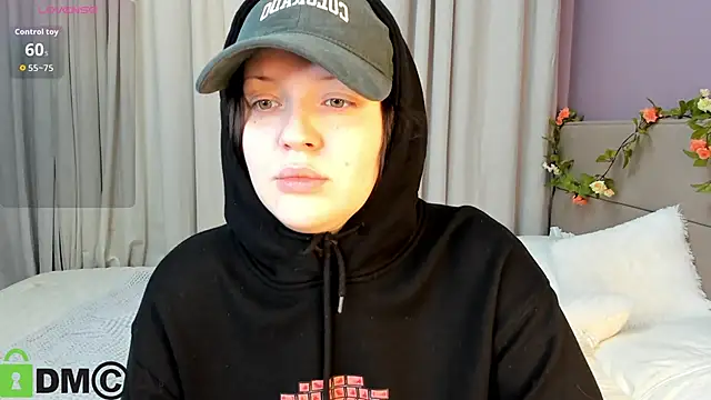 Michele Greenn online show from September 26, 11:56 pm