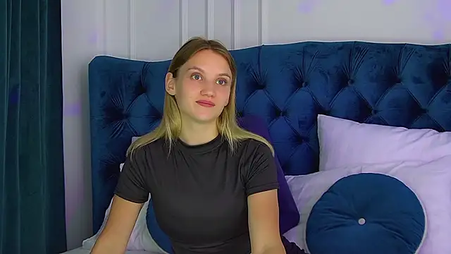 StacyEvances online show from July 14, 6:34 pm