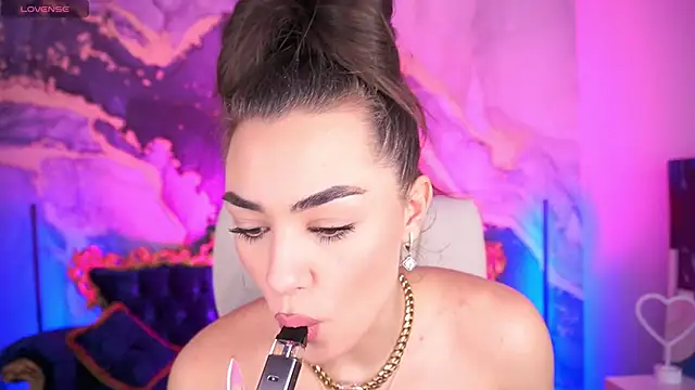 EricaSin online show from November 20, 7:31 am