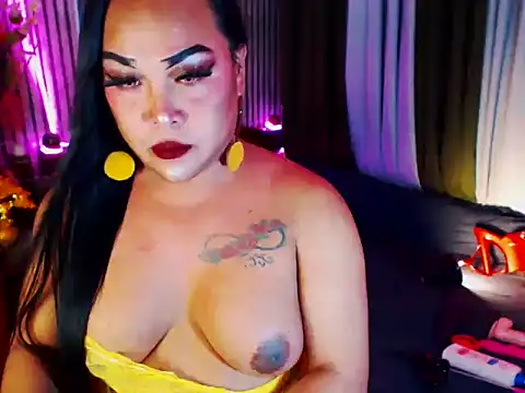 CumFactoryLuna online show from April 8, 10:28 am