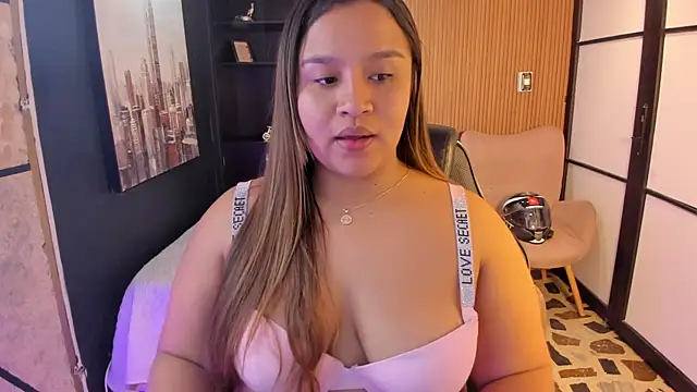 ElaBourn  online show from December 3, 3:14 pm