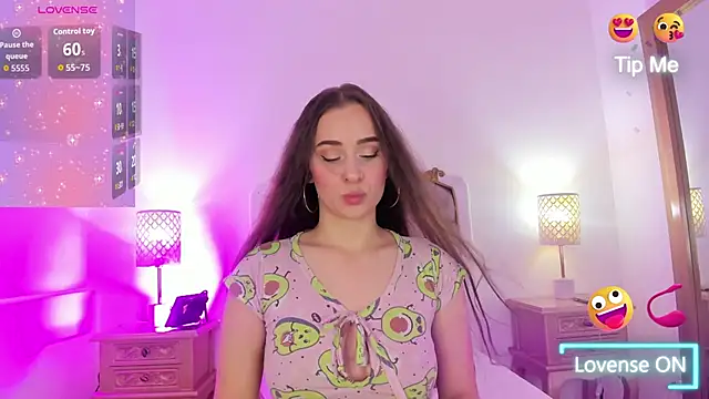 HarleyQueen666 online show from April 11, 1:55 am