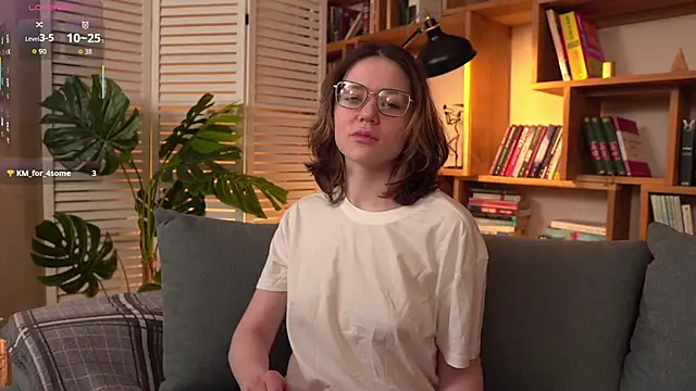 Sunny Teaze online show from March 12, 7:33 am