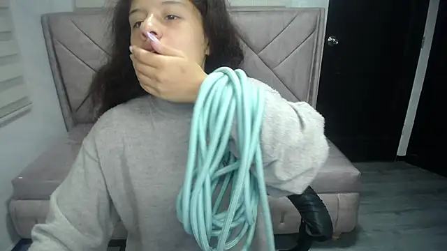 Velvet Moon V online show from October 10, 1:27 pm