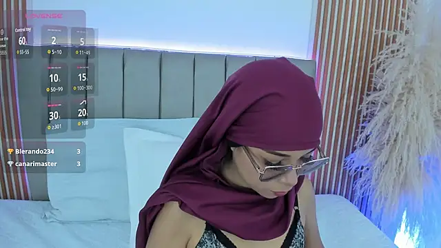 naishaa  online show from November 4, 6:46 pm