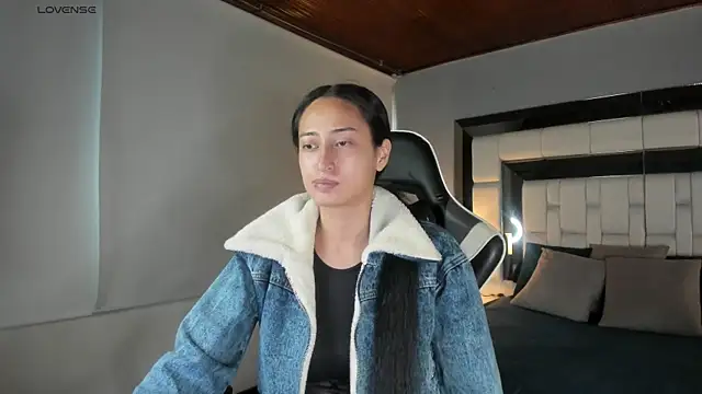 Adhara7 online show from October 11, 8:55 pm