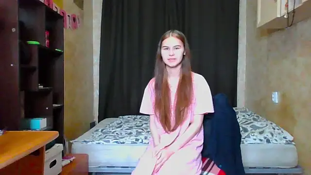 litle owl online show from October 1, 4:45 pm