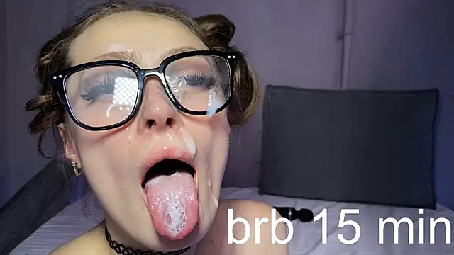 cutemilana sexwife online show from January 13, 2:10 pm