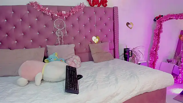 Jade rey  online show from February 27, 9:03 pm