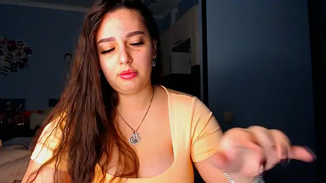 NikiWhite online show from September 28, 7:30 pm