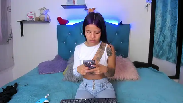 sandy ass 69 online show from December 2, 2:46 am