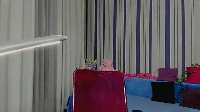 MilanaAlvis online show from October 28, 12:11 pm