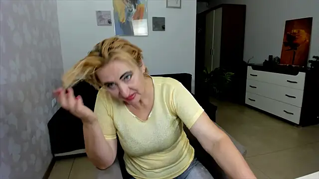 MilanaAlvis online show from September 9, 6:24 am