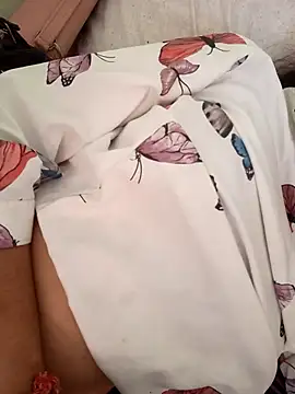 Neha Tyagi online show from October 14, 6:49 am