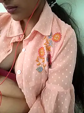 Neha Tyagi online show from October 13, 6:38 am