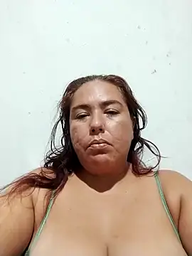 yyuly online show from December 22, 6:55 pm